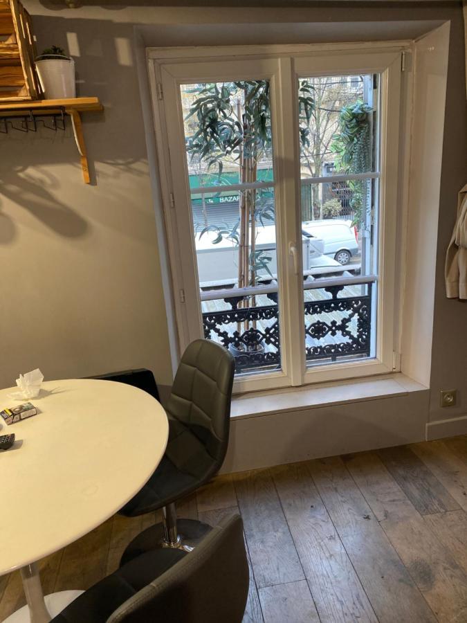 Studio Canal Saint Martin Appartement