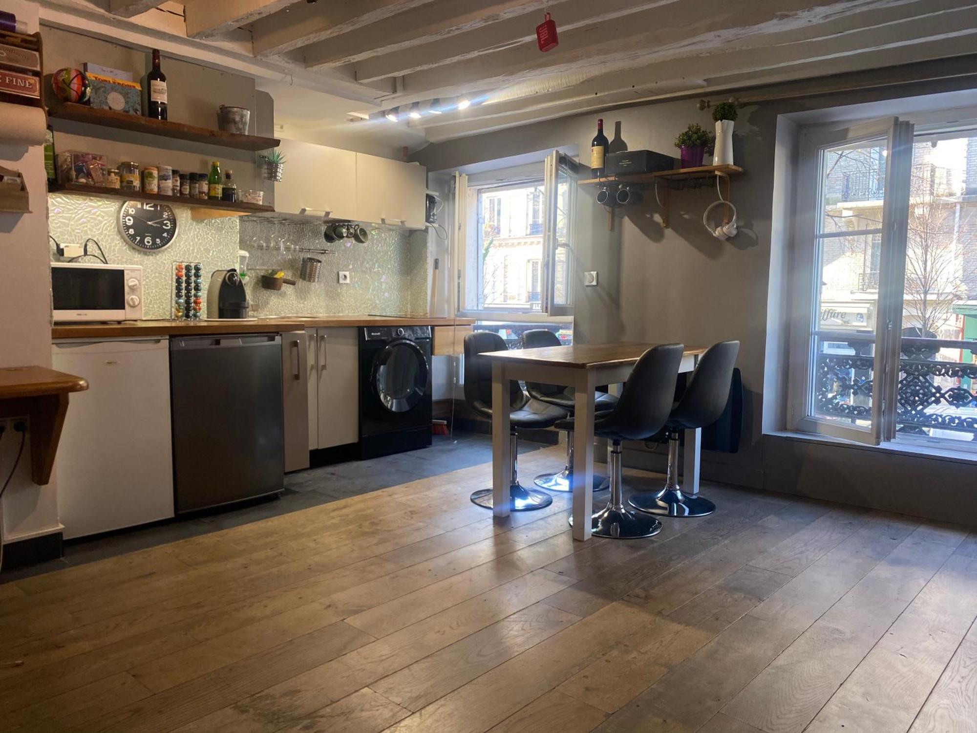 Studio Canal Saint Martin Appartement Parijs