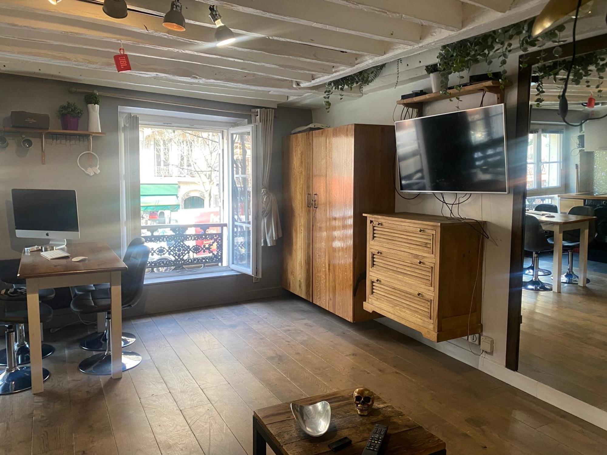 Studio Canal Saint Martin Appartement